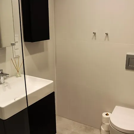 O! Shellter Premium By Oskar Rogowo